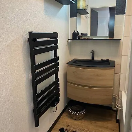 Le Chic * Λούρδη